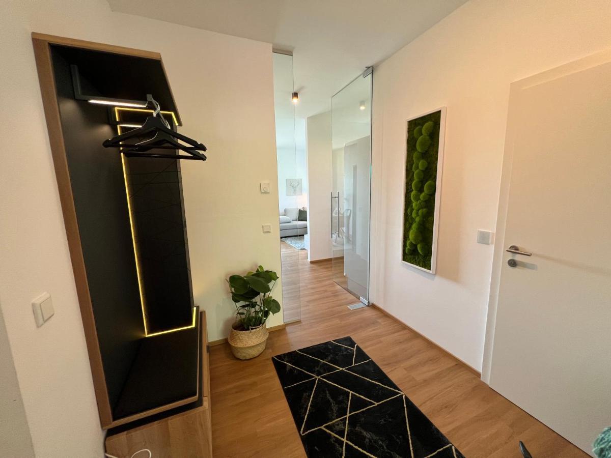 Designapartment Blue Sky -55M2-Free Parking & Wifi Грац Экстерьер фото